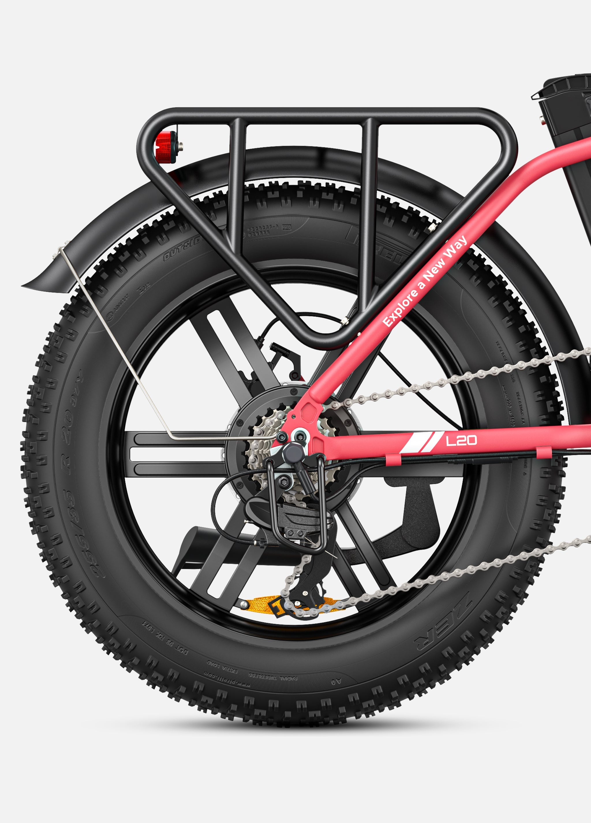 Engwe L20 powerful electric bike rear wheel with sturdy rack and all-terrain tyre.