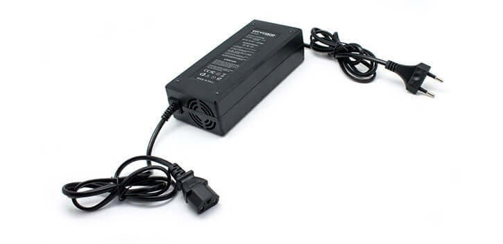 Citycoco or Scooty X7 Charger that charge 12Ah or 20Ah or 30Ah Lithium Battery